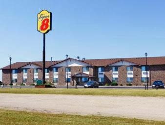 Super 8 By Wyndham Perham Hotel Exterior photo